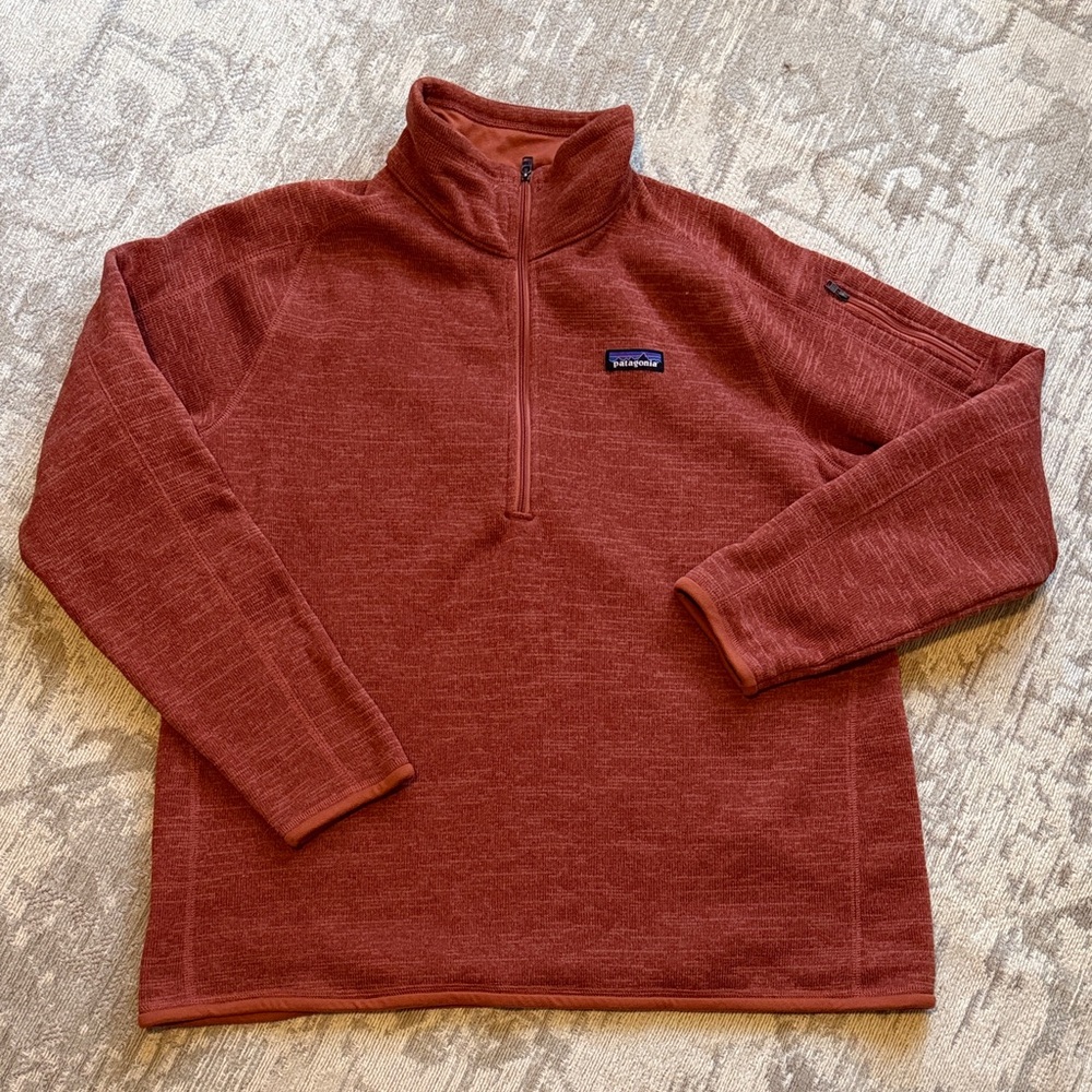 Patagonia Women's Half-Zip Sweatshirt in Rust